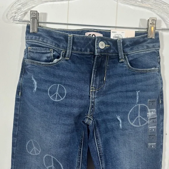NWT SO Girls Mid Rise Girlfriend Stretch Capris Denim Jeans Adj Waist Sz 8 - Picture 2 of 8